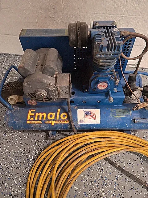 emglo air compressor Wheel Barrow Twin Tank With 100ft 10/2 Cord